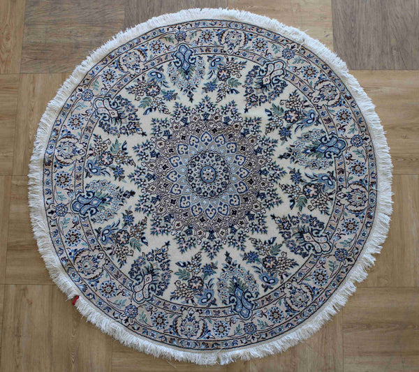 Traditional Hand Knotted Fine Persian Nain Rug - Modern Rug Importers