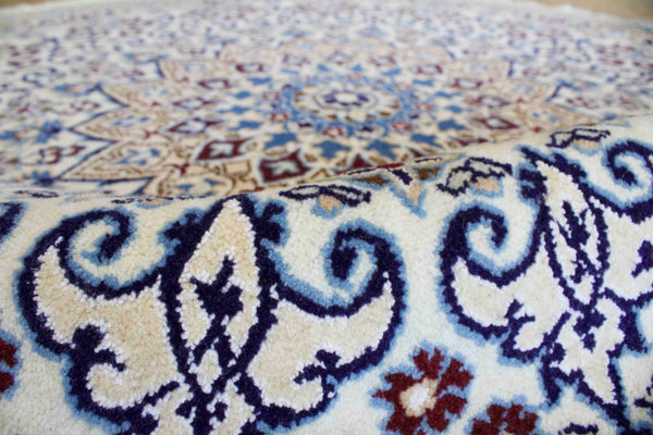 Traditional Hand Knotted Fine Persian Nain Rug - Modern Rug Importers