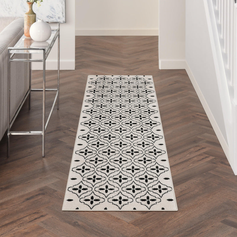 Nourison Nourison Essentials NRE04 Ivory Black Modern Rug