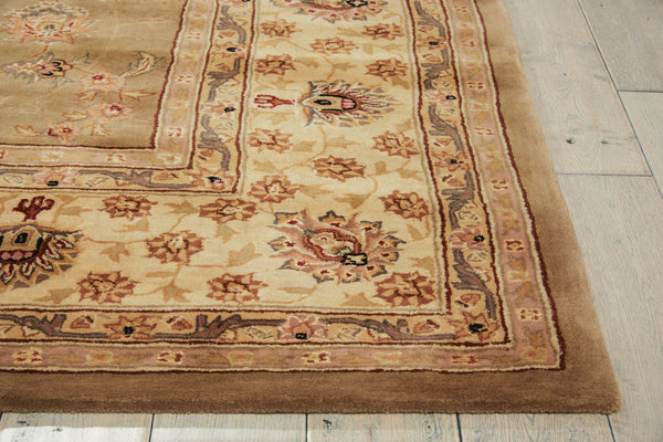 NN 2000 Olive Traditional Indoor Rug