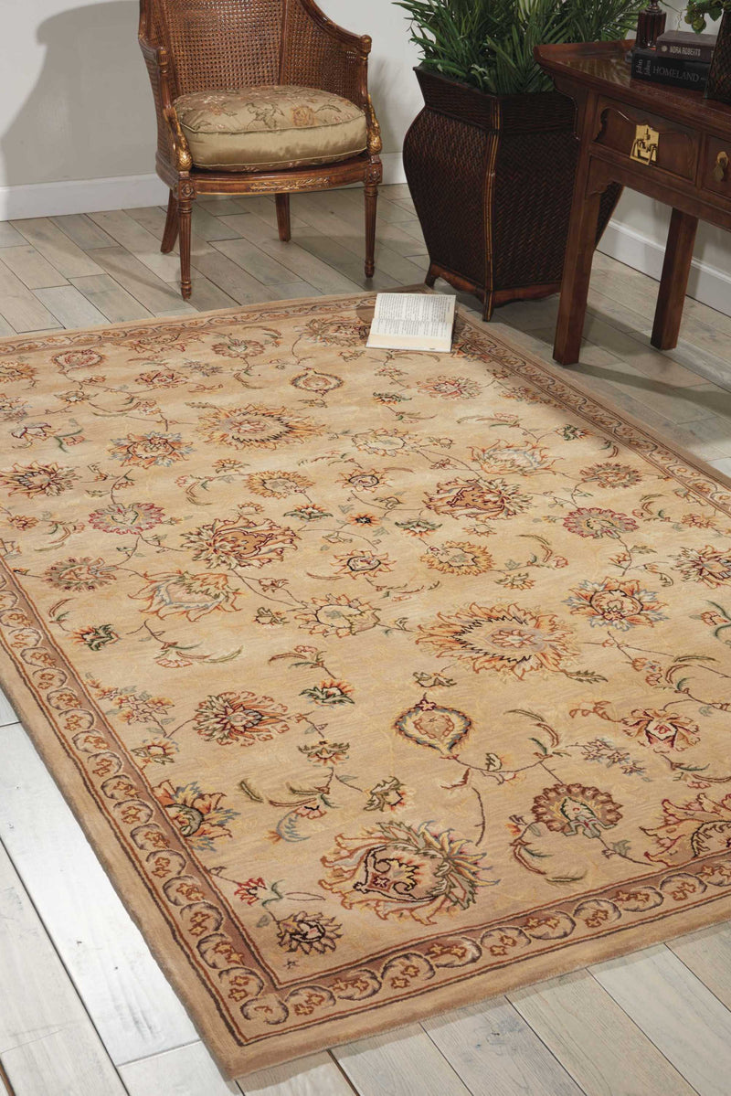 N N 2000 Beige Traditional Indoor Rug